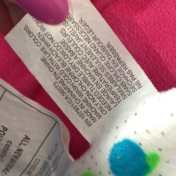 Justice - 30” x 60” plush sleeping bag w/ zipper & easy roll n’ carry straps - Picture 7 of 7